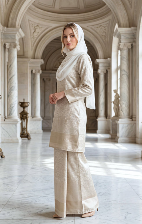 MYRA KURUNG MODEN | OFF WHITE