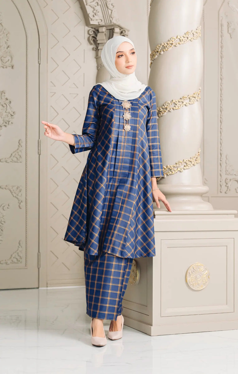 Kebaya Batik Luna Cotton Linen Check
