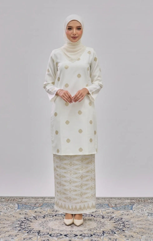 ARDINA KURUNG MODEN | WHITE GOLD