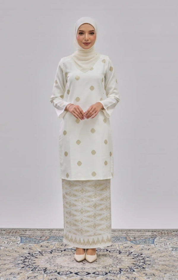 ARDINA KURUNG MODEN | WHITE GOLD