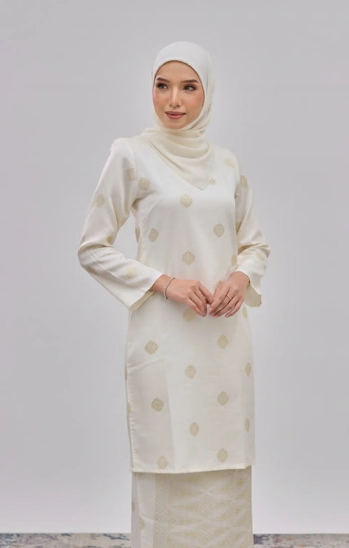 ARDINA KURUNG MODEN | WHITE GOLD