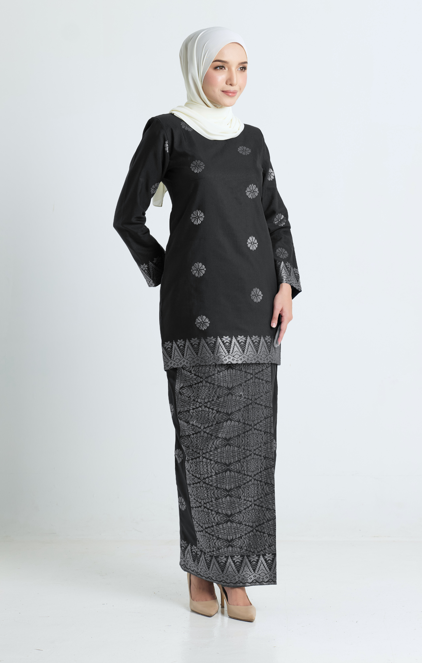 Riza Kurung Moden | Black Silver