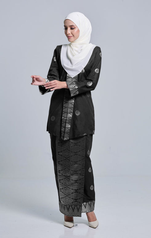 SEROJA KEBAYA | BLACK SILVER