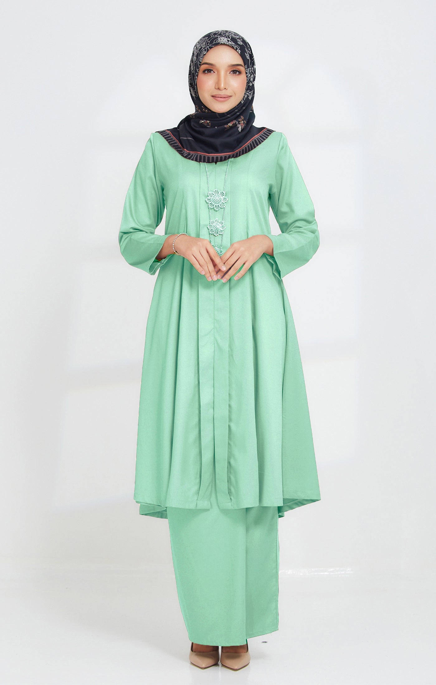 kebaya labuh