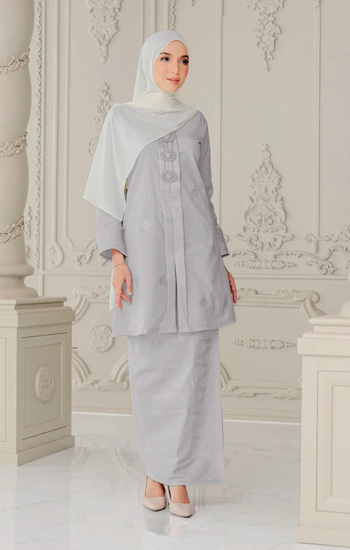 Laylo kebaya | Light Grey Silver
