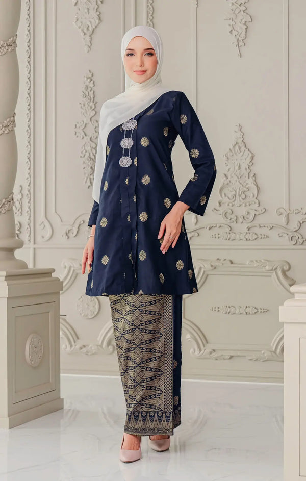 Anggun Kebaya | Blue Black Gold