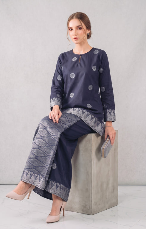 ARYANA KURUNG KEDAH | BLUE BLACK SILVER
