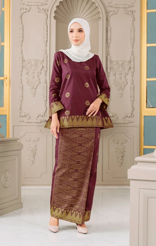 Aryana Kurung Kedah | Dark Maroon Gold