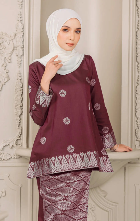 Aryana Kurung Kedah | Dark Maroon Silver