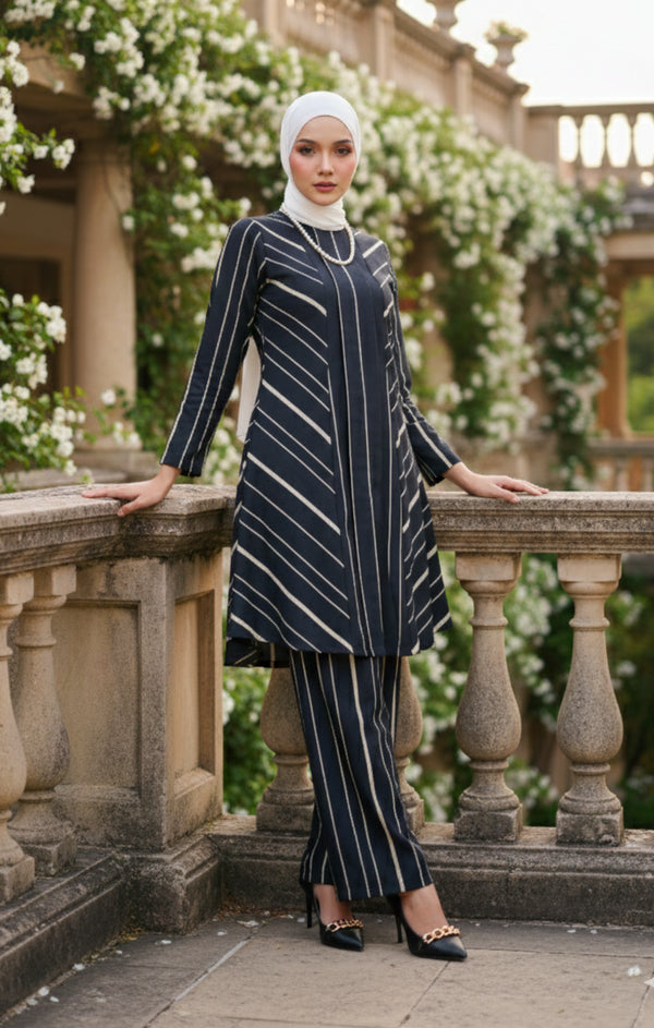 Front view Liyana 2.0 Kebarung Linen Black Stripe D5-3 showing slim fit kebarung design
