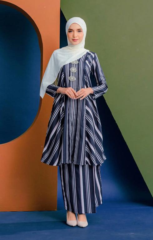 Liyana Kebarung Linen | Blue Black Stripe