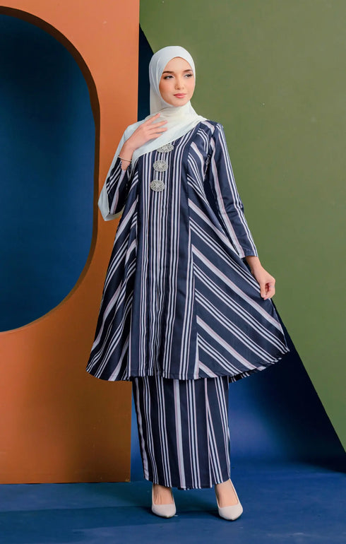 Liyana Kebarung Linen | Blue Black Stripe