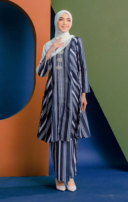 Liyana Kebarung Linen | Blue Black Stripe
