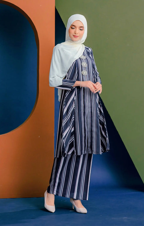 Liyana Kebarung Linen | Blue Black Stripe