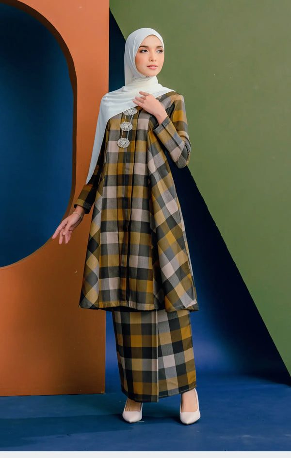 Liyana Kebarung Linen | Mustard Check
