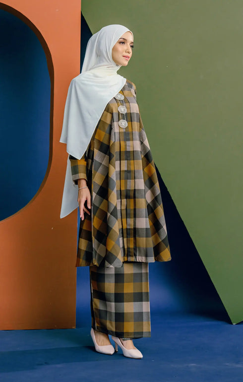 Liyana Kebarung Linen | Mustard Check