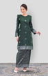Model wearing Riza 2.0 Kurung Moden Emerald Green Silver full
