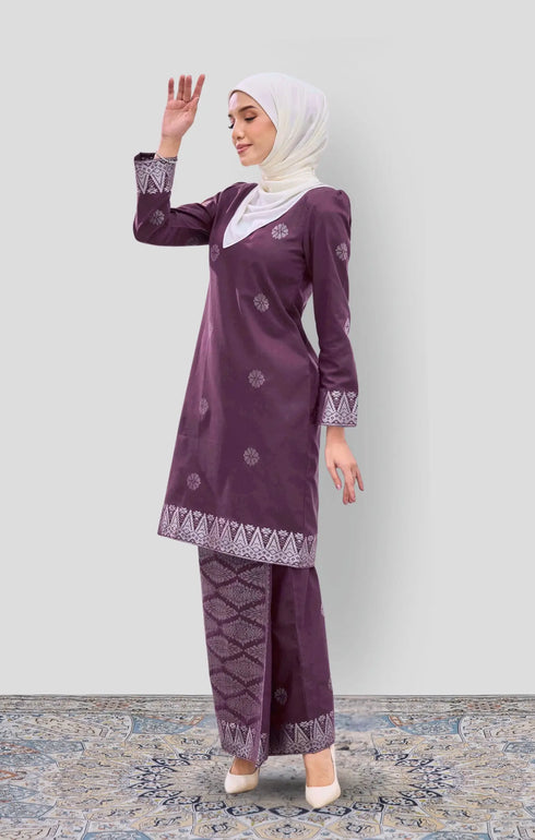 Riza 2.0 Kurung Moden Songket in Magenta Silver by Carlanisa 5