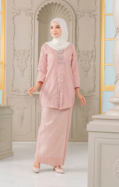 carlanisa teja kebaya moden pink 2