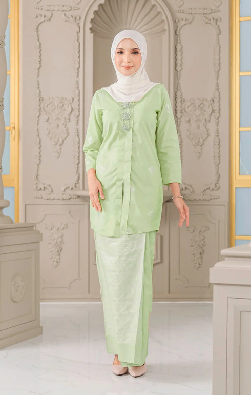teja kebaya moden green silver 2
