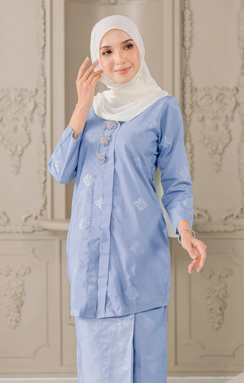 teja kebaya moden baby blue 2