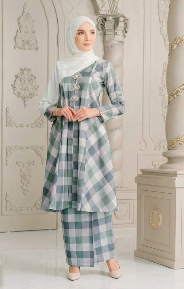 LIYANA KEBARUNG LINEN | DUSTY GREEN CHECK D6-2