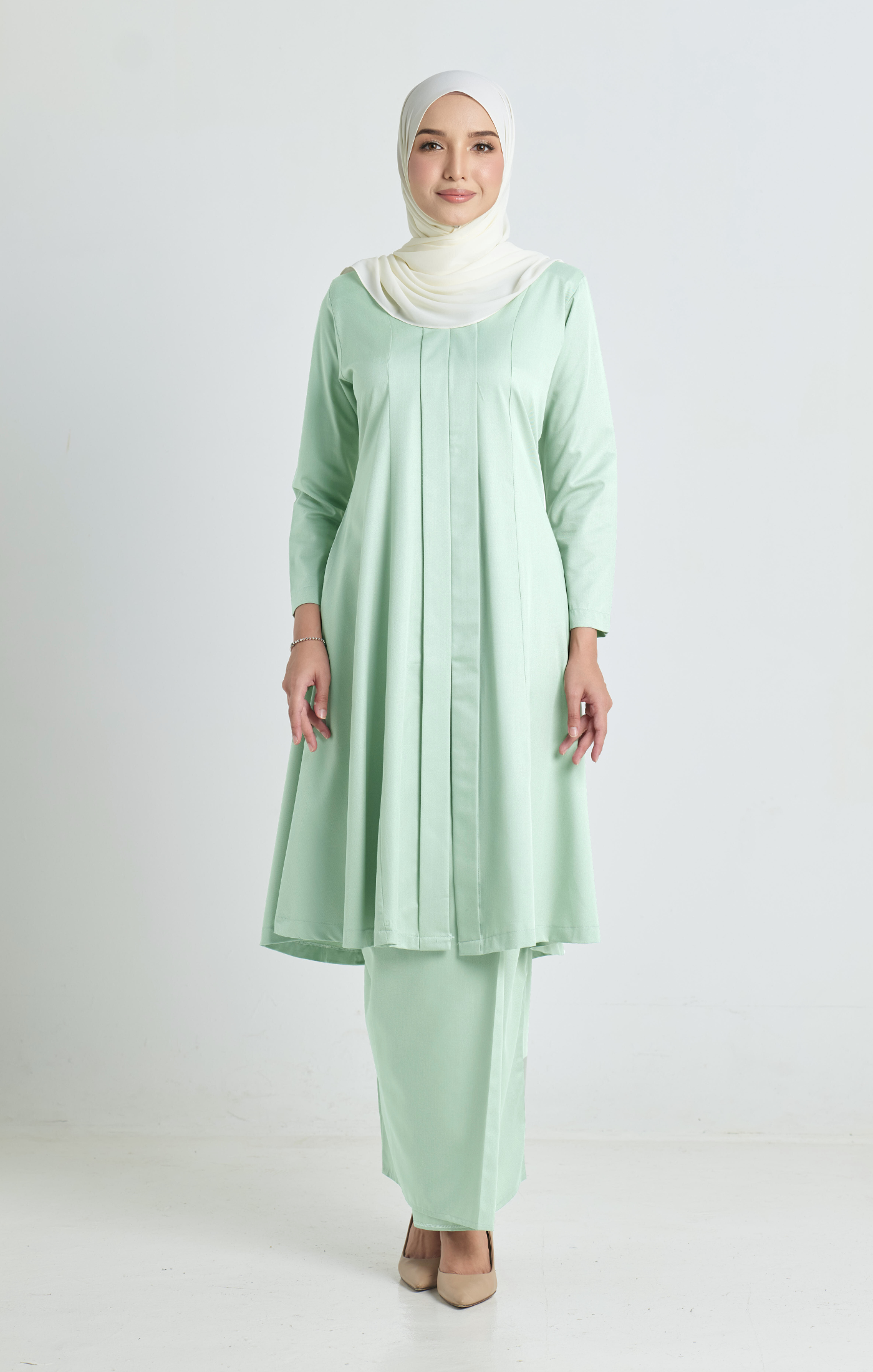 Luna Kebarung Klasik | Light Green