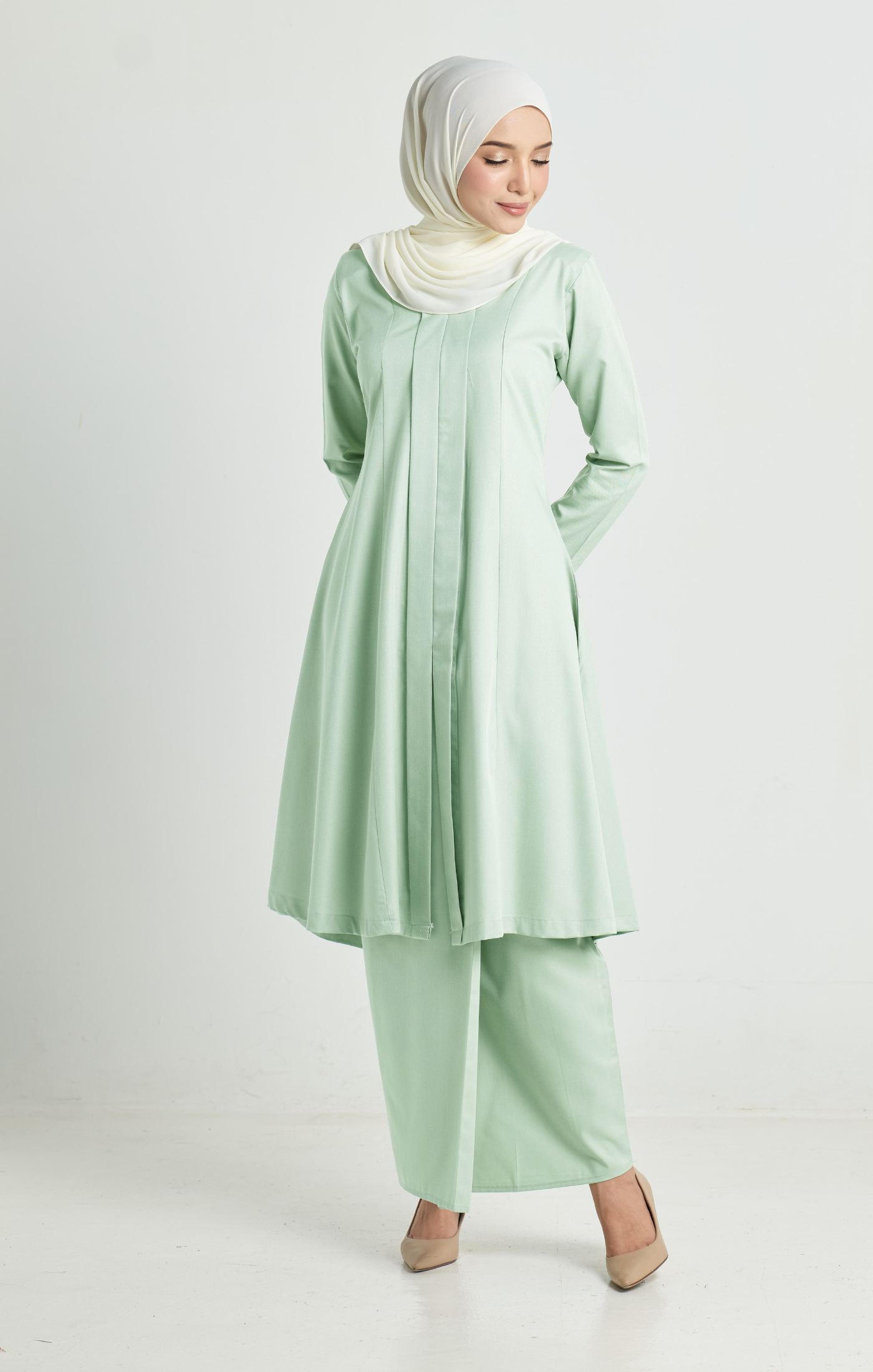 Luna Kebarung Klasik | Light Green