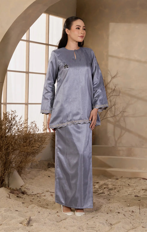 Elegant grey Kurung Kedah outfit