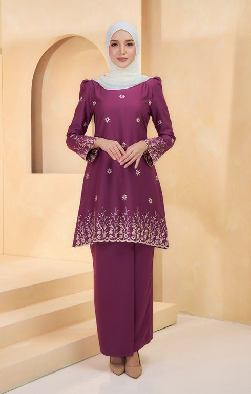 fesyen baju kurung sulam