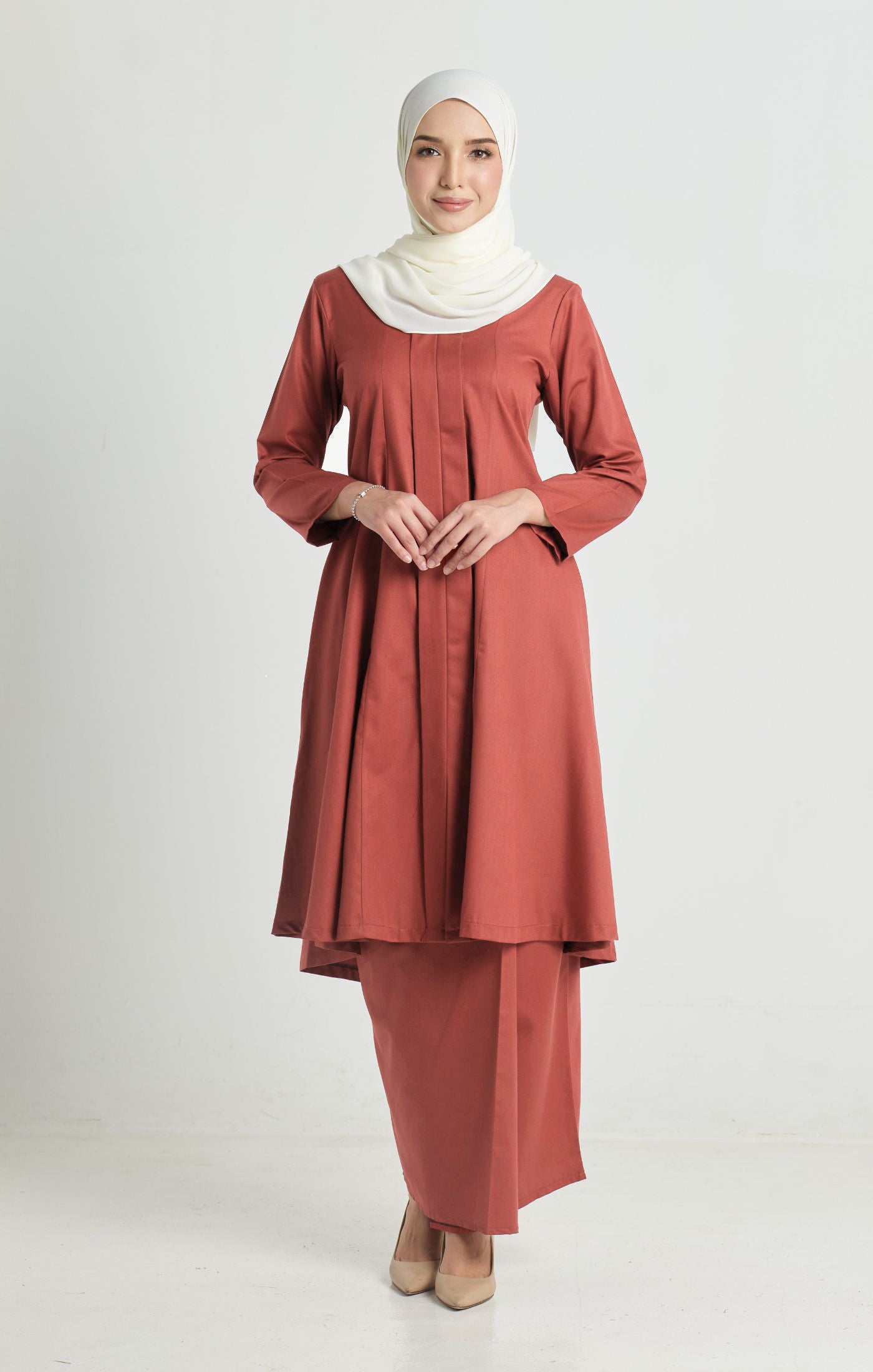 Luna Kebarung Klasik | Salmon