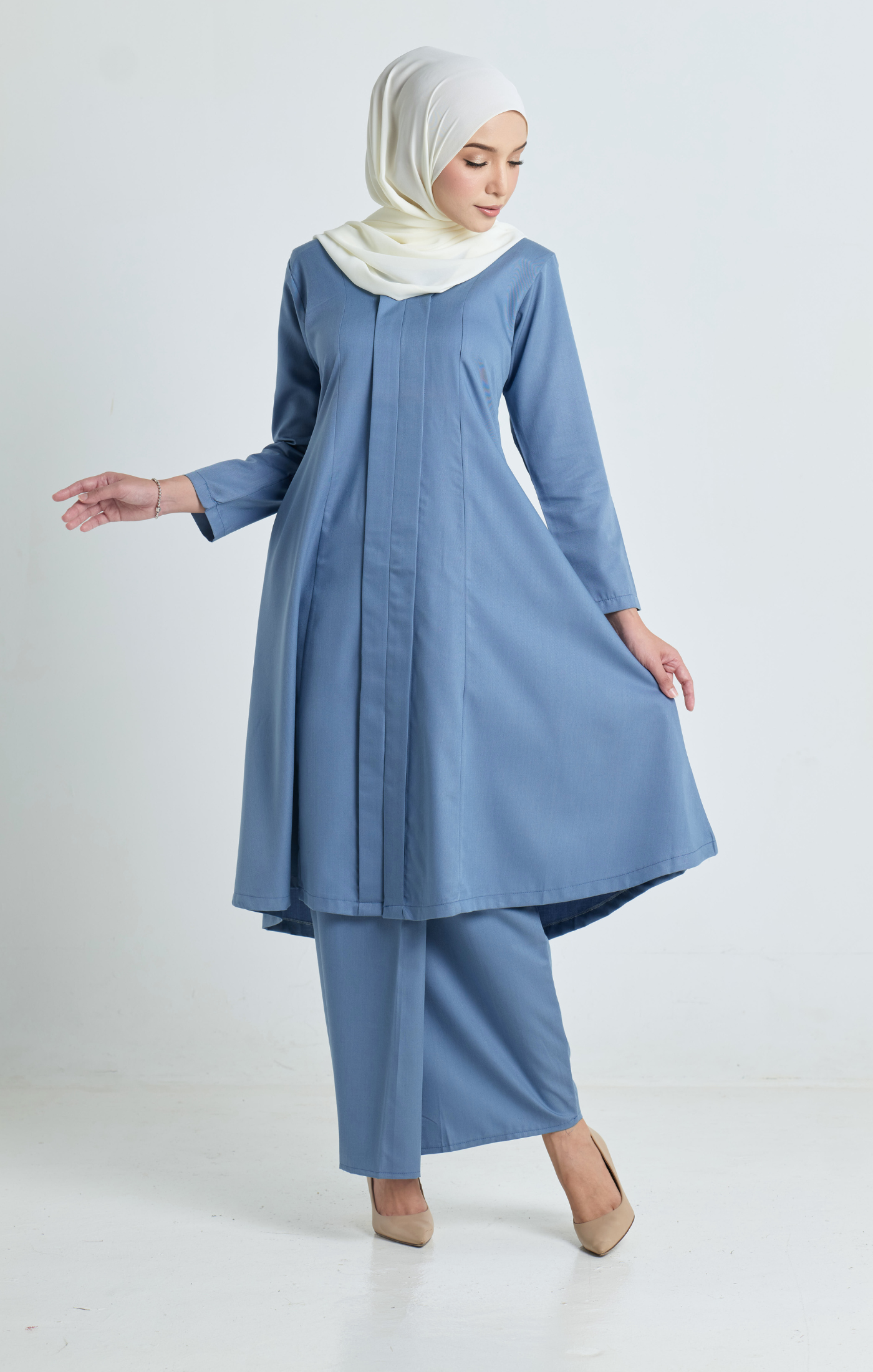 Luna Kebarung Klasik | Smokey Blue