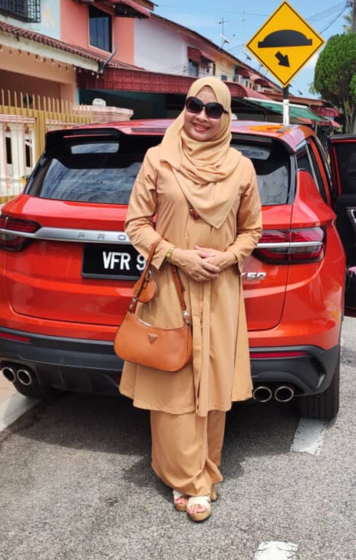 Customer Reviews & OOTD Kebarung klasik