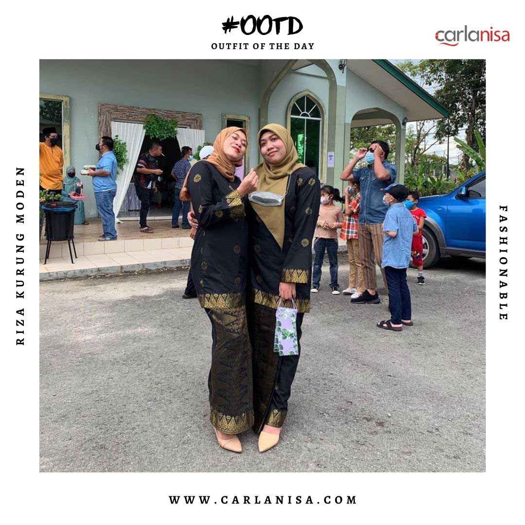 Customers' OOTD & Reviews