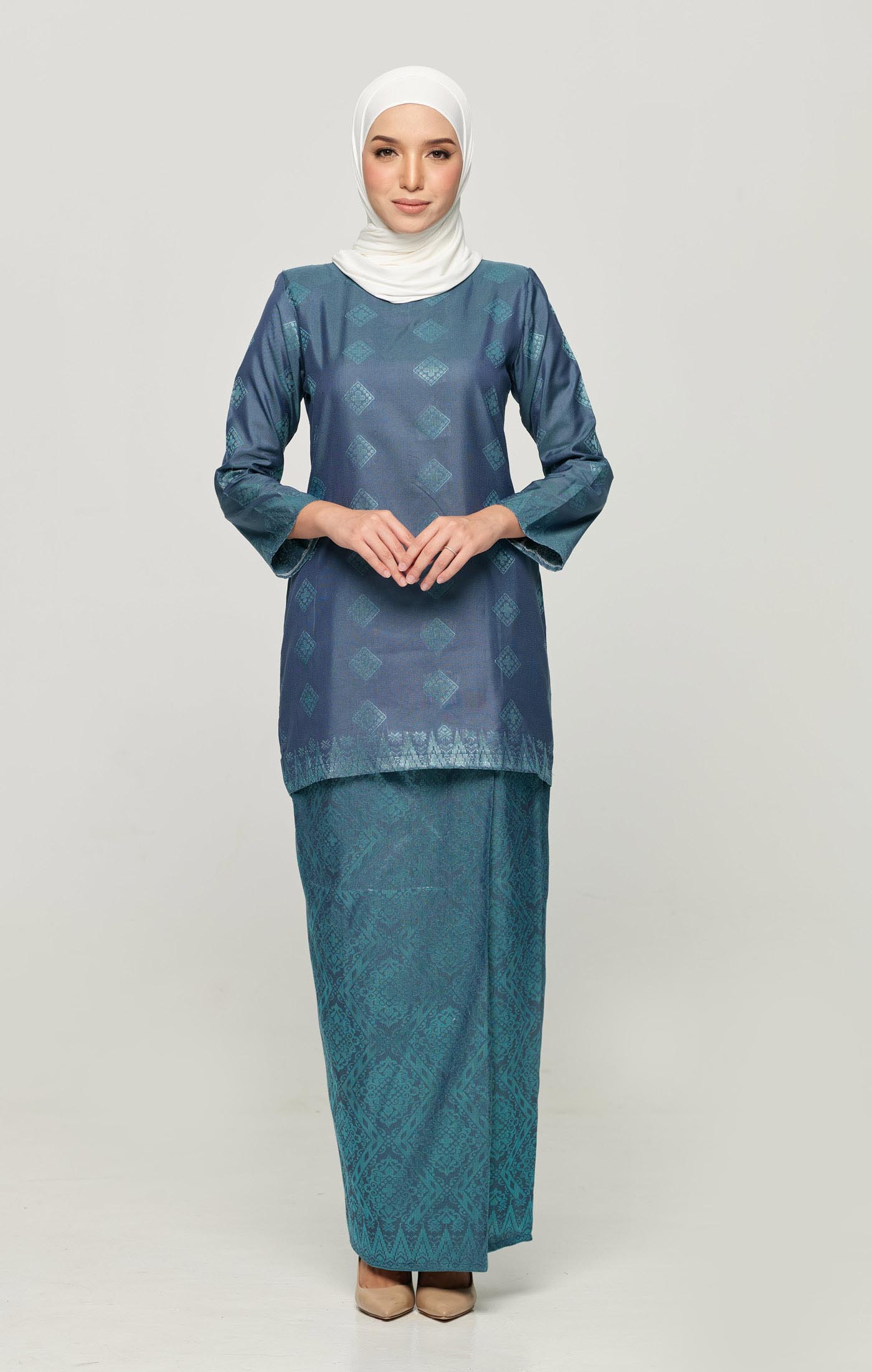 baju kurung moden kain batik