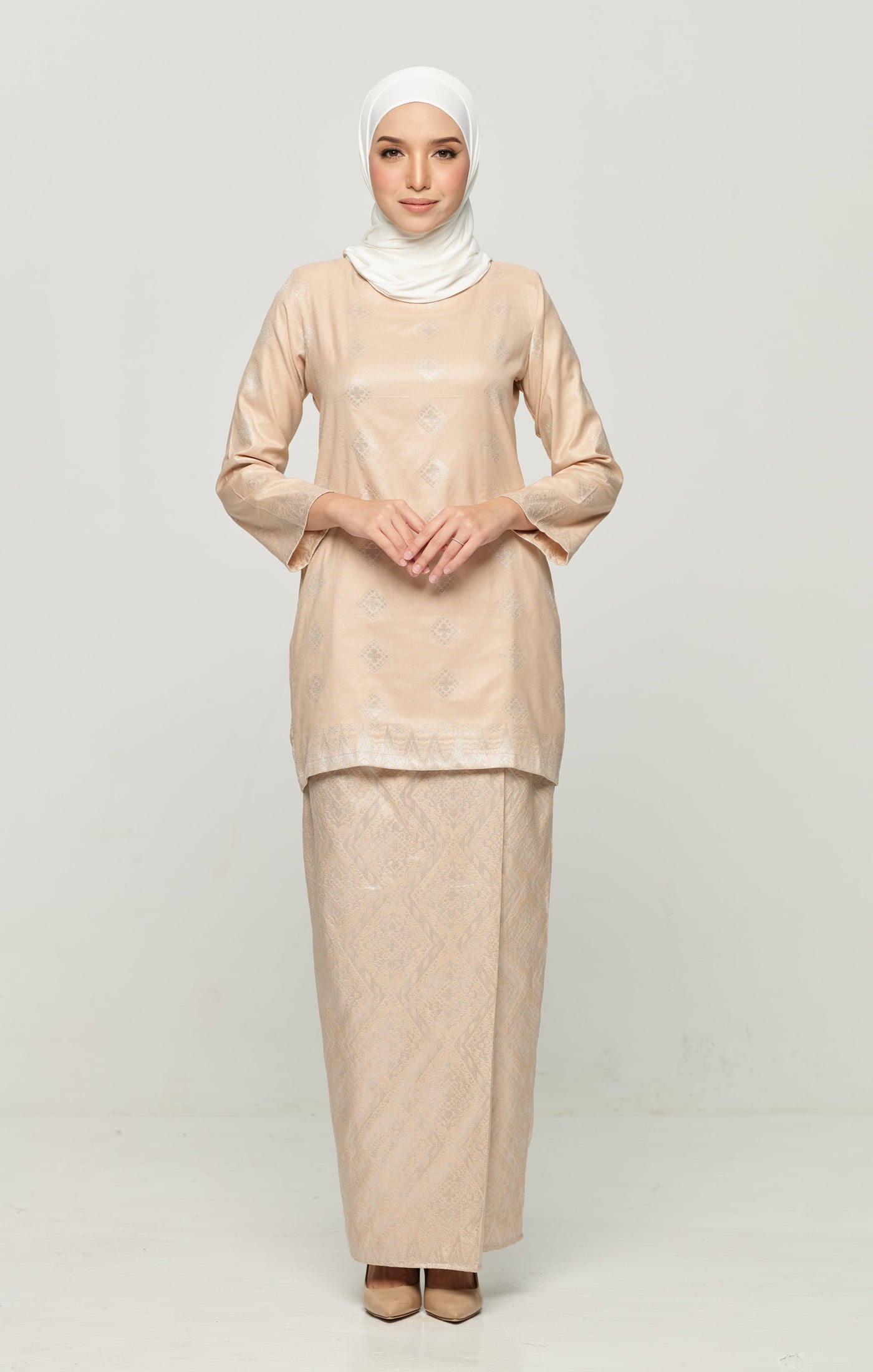 nude baju kurung