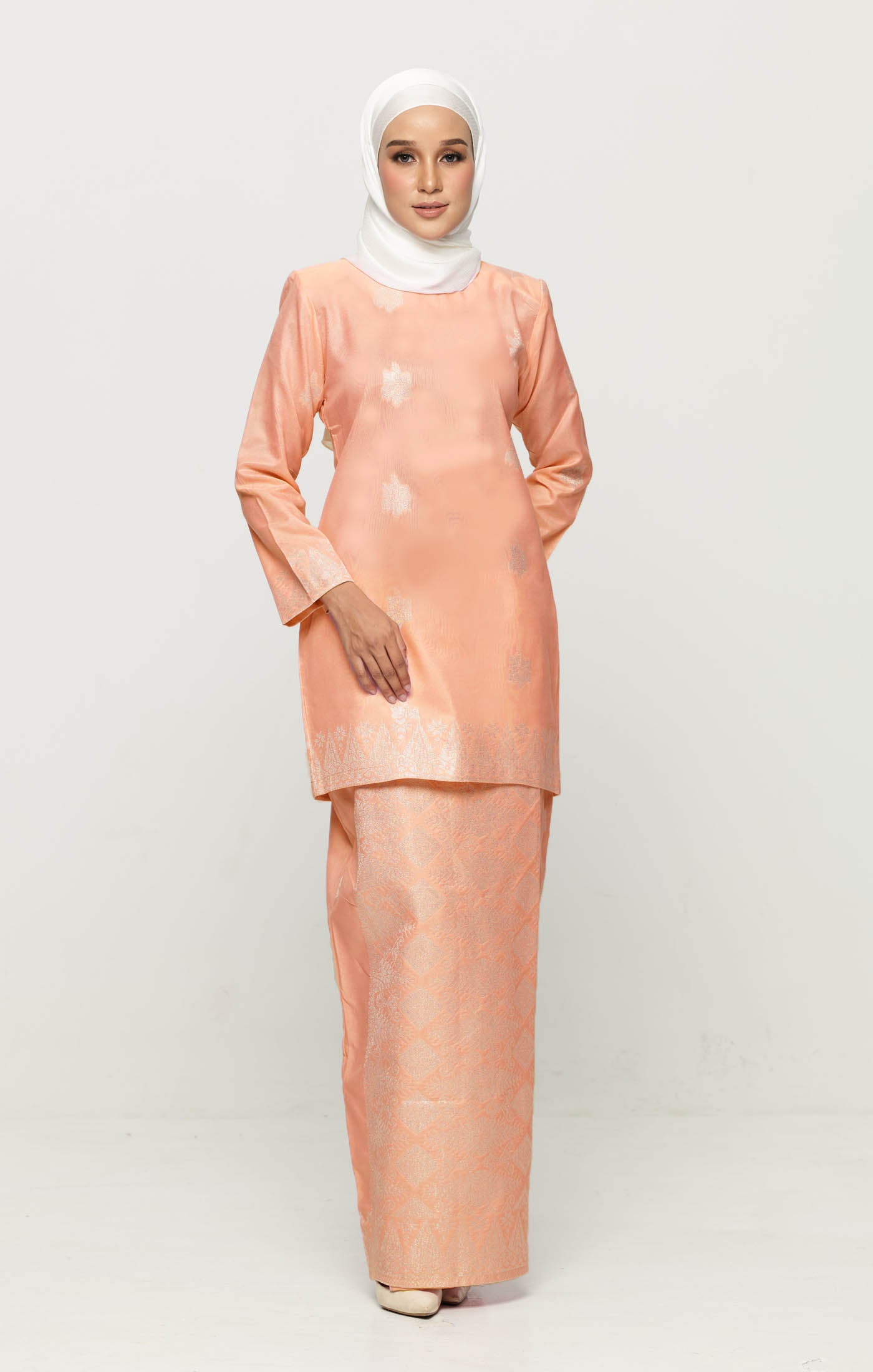 baju raya warna peach