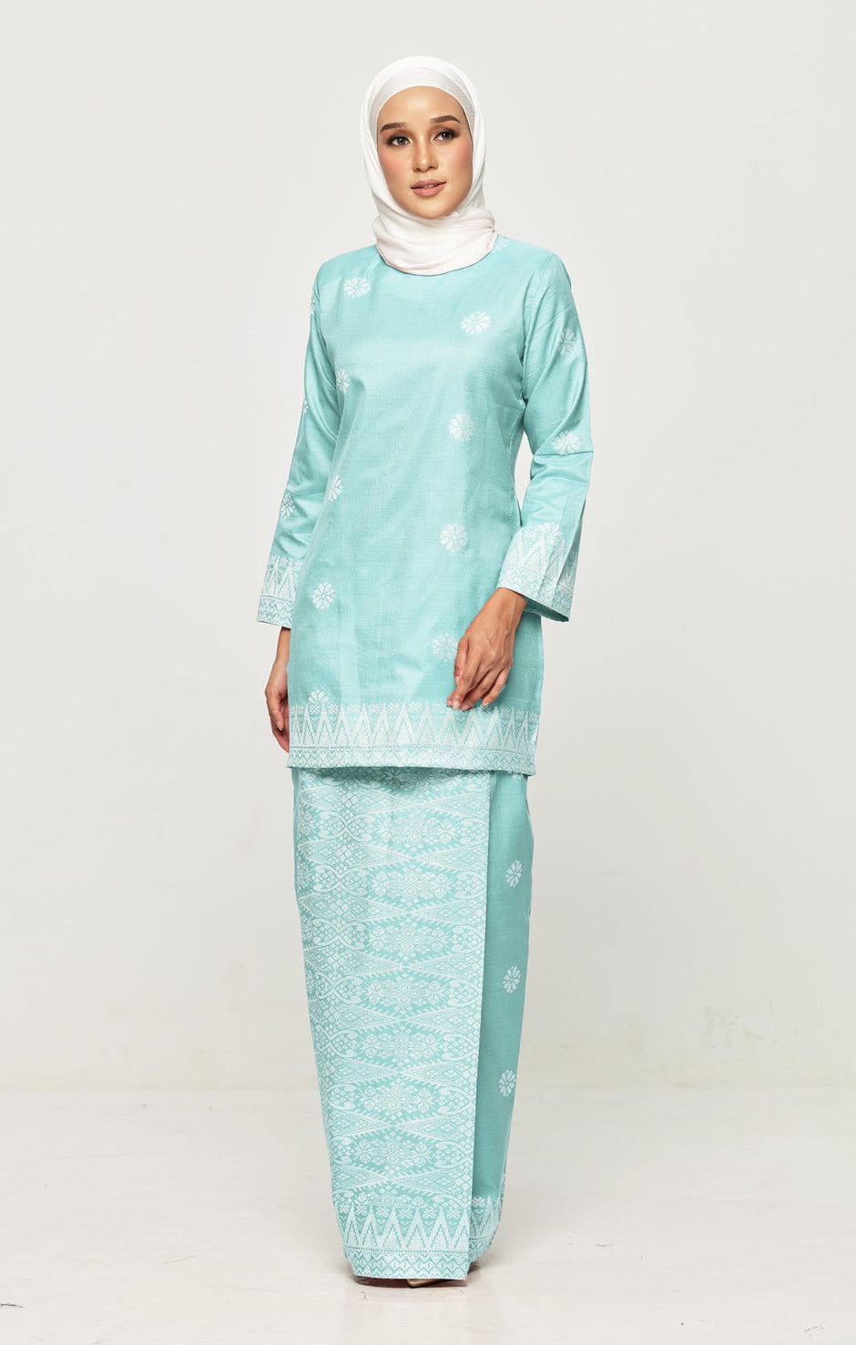 Riza Modern Baju Kurung Songket Bunga Tabur Tenun Asli – Carlanisa