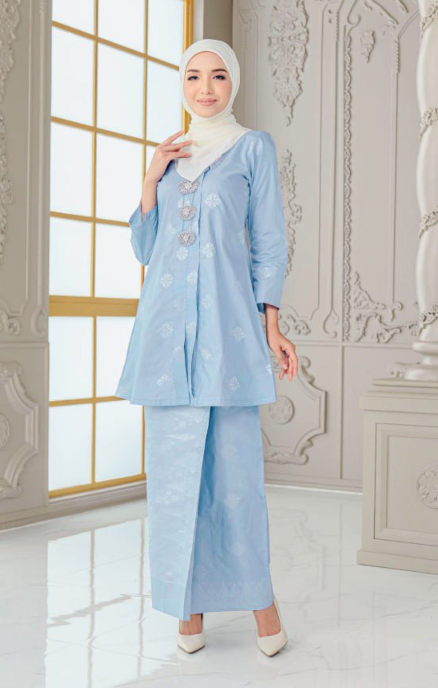 ANGGUN KEBAYA | BABY BLUE GOLD