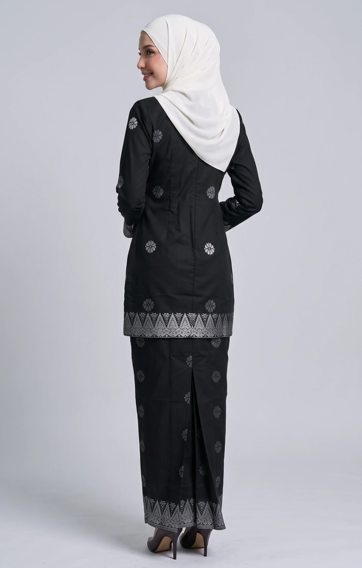 Defect Himani Baju Kurung Moden | Black Silver — alternate view