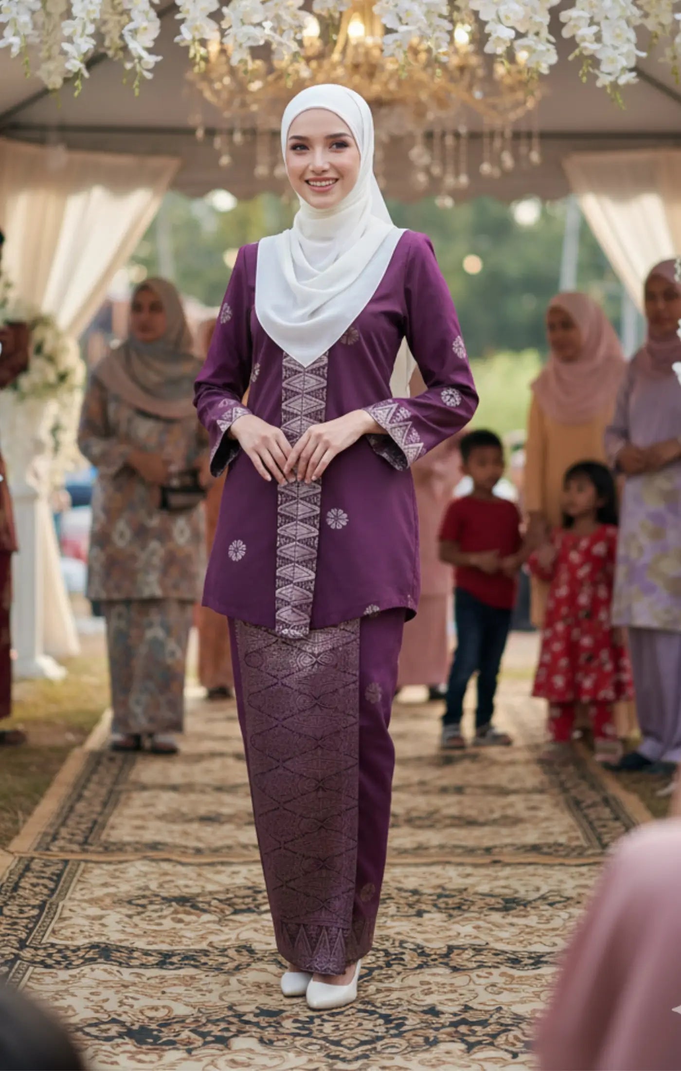 DEFECT SEROJA KEBAYA | MAGENTA SILVER